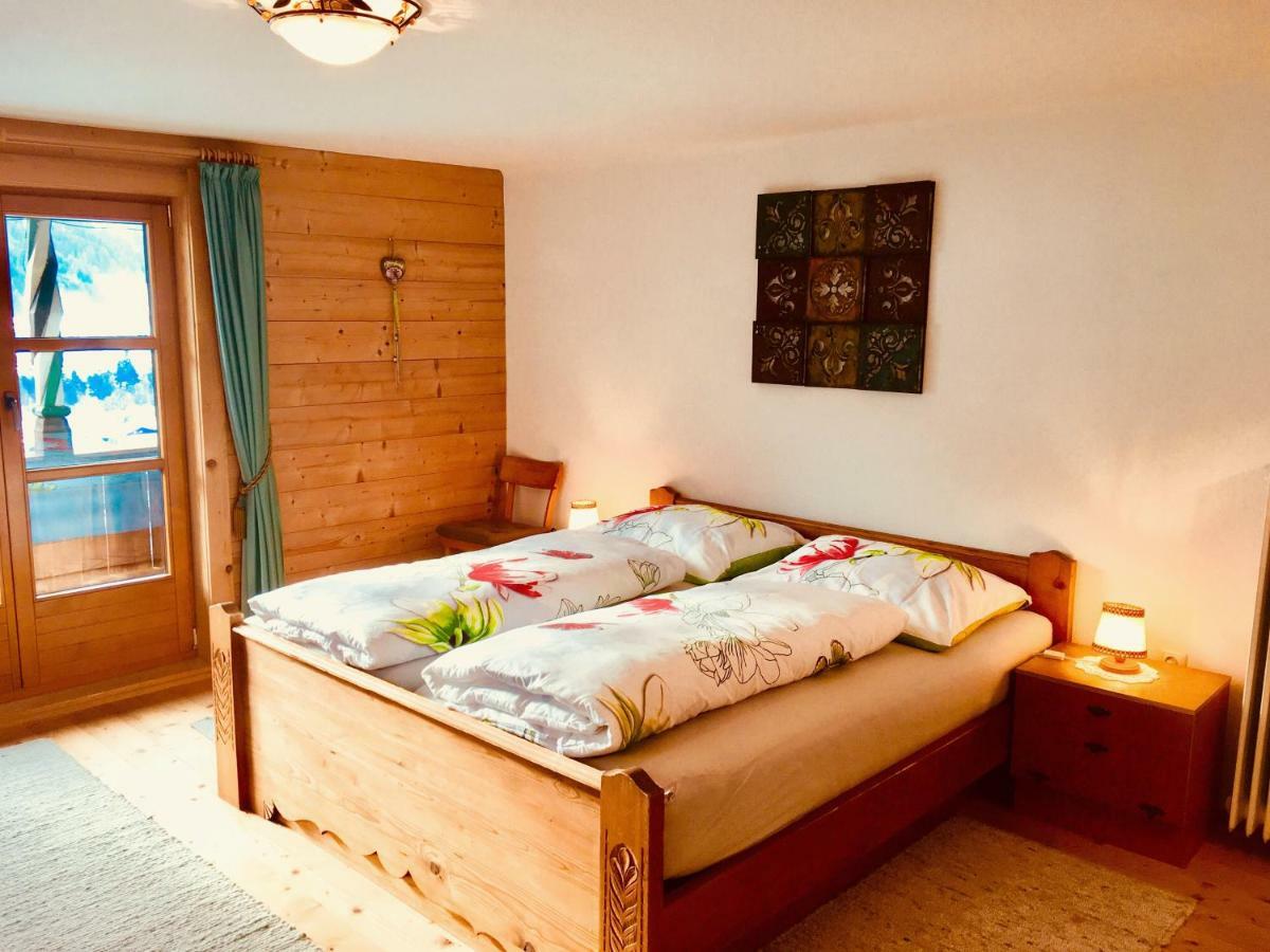 Haus Waldhof Apartamento Brixen im Thale Exterior foto